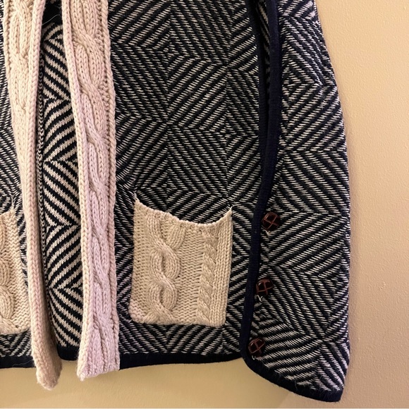 ANTHROPOLOGIE WOOL PONCHO SWEATER - Picture 6 of 10